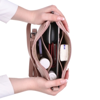 Kožená kabelka crossbody Noelia Bolger Noelia Bolger materiál kože zapínanie na zips farba nude veľkosť malá NB 0097 N Vnútro