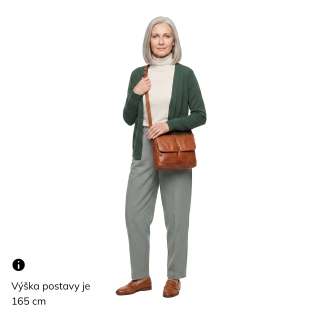 Kožená crossbody kabelka s chlopňou Noelia Bolger materiál kože zapínanie s chlopňou farba koňaková veľkosť stredná NB 2416 KO Na postave