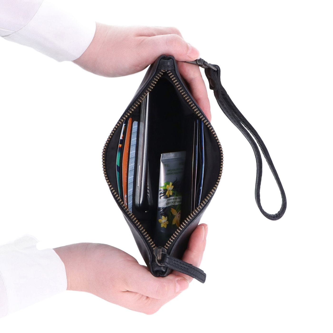 Kožené puzdro s odnímateľným pútkom Noelia Bolger materiál kože zapínanie na zips farba čierna veľkosť veľká 5137 NB C Vnútro