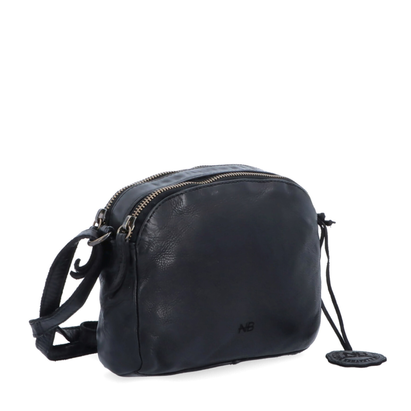 Kvalitná kožená crossbody kabelka Noelia Bolger materiál kože zapínanie na zips farba čierna veľkosť malá NB 2408 C