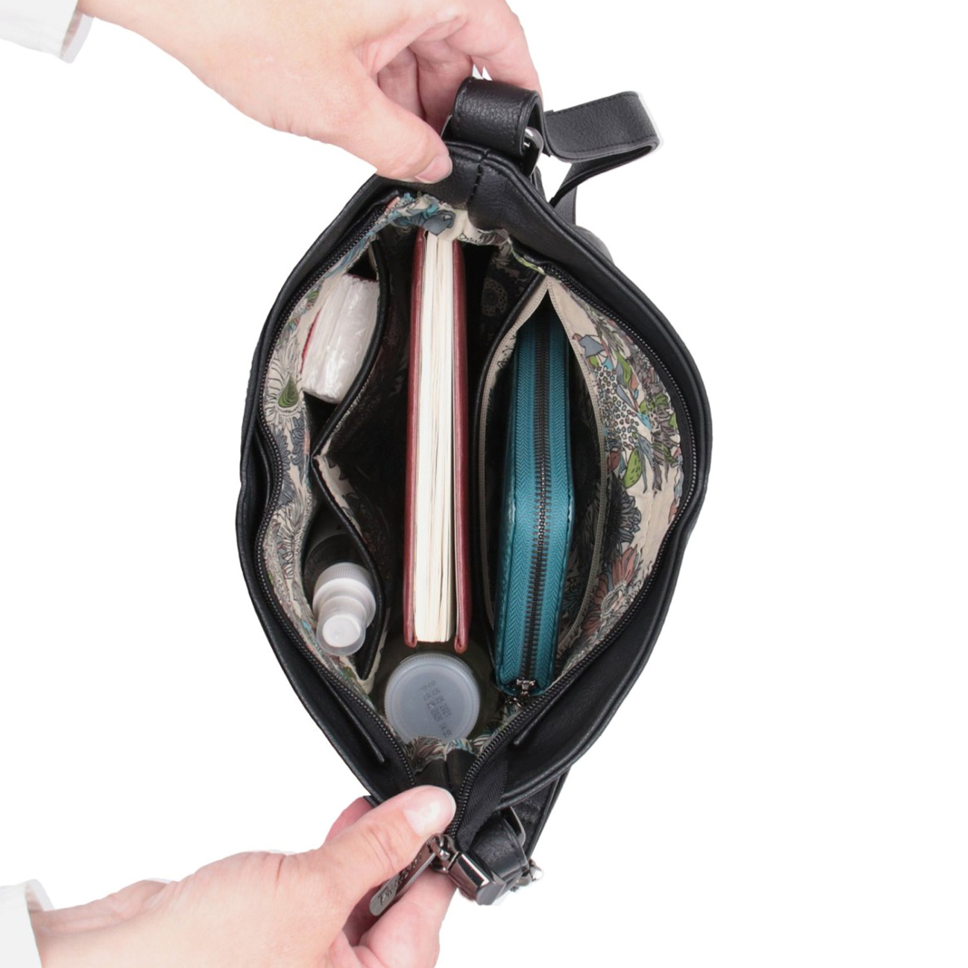 Asymetrická crossbody kabelka s prešívaním Tangerin materiál syntetická koža zapínanie na zips farba ružová veľkosť stredná 8023 LI Vnútro