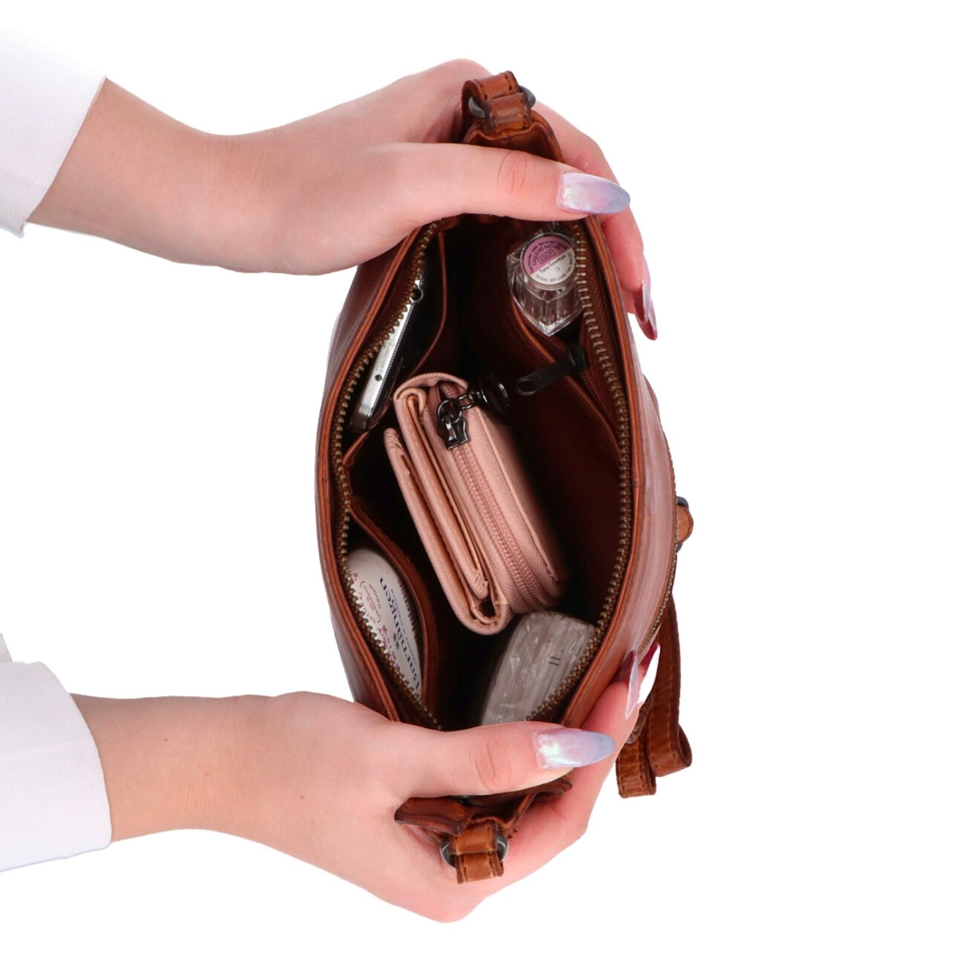Kožená crossbody kabelka na každý deň Noelia Bolger materiál kože zapínanie na zips farba koňaková veľkosť malá NB 2404 KO Vnútro
