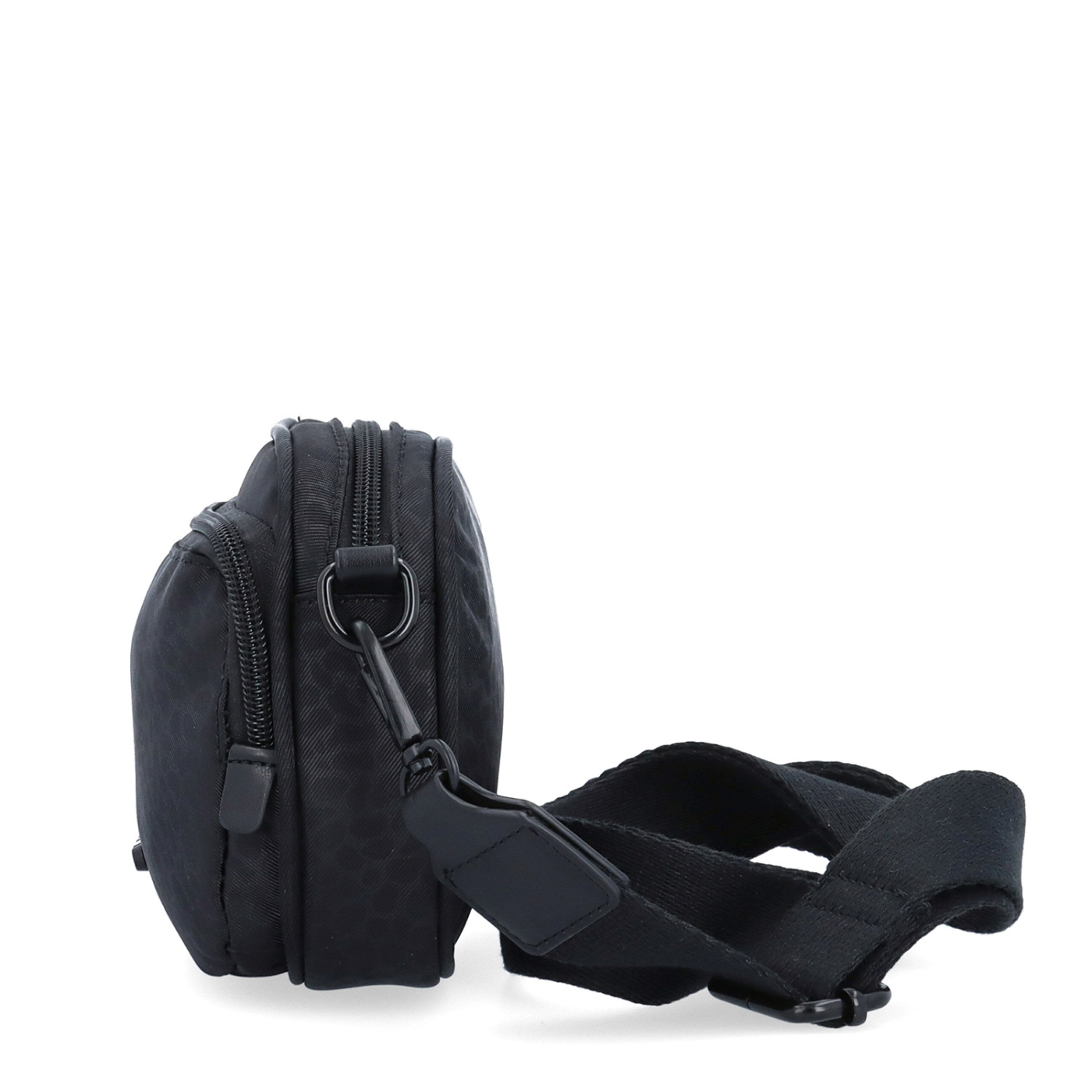 Nylonová crossbody kabelka so širokým popruhom a predným vreckom Carmelo materiál nylon zapínanie na zips farba čierná veľkosť malá 6613 C LE Z boku