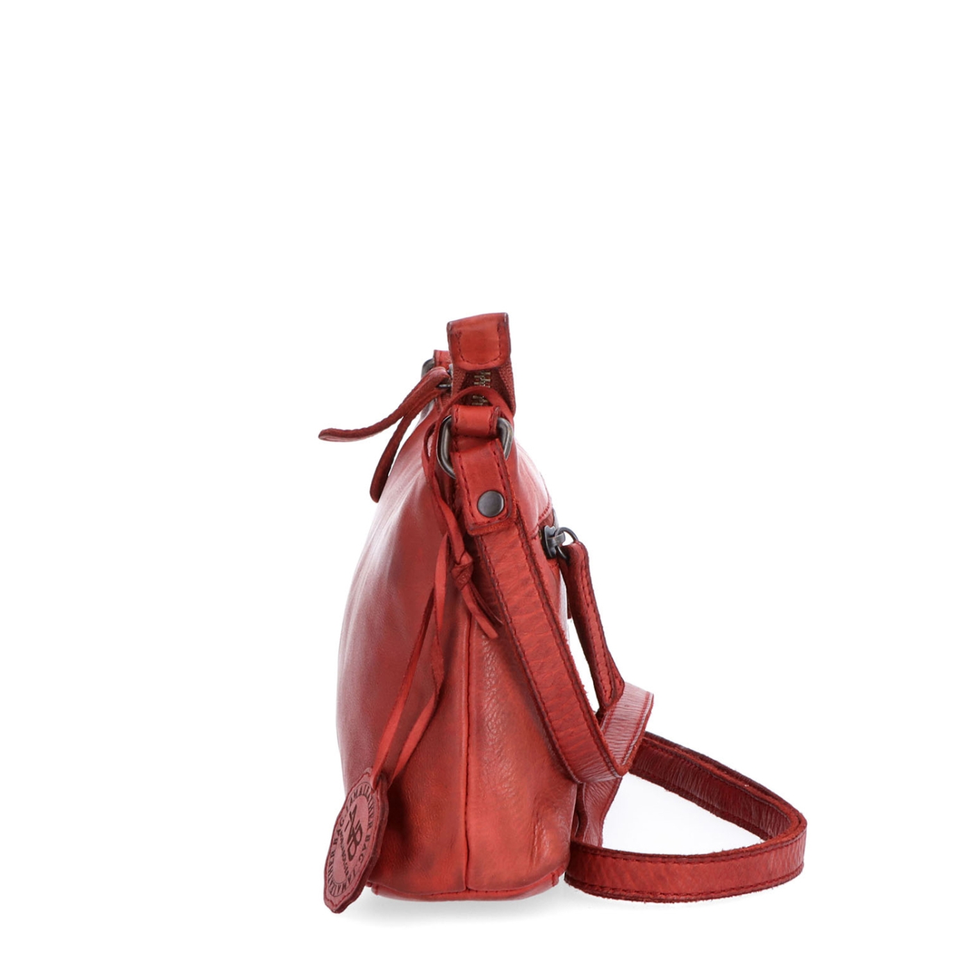 Praktická kožená crossbody na každý deň Noelia Bolger materiál kože zapínanie na zips farba červená veľkosť malá NB 2406 CV Z boku