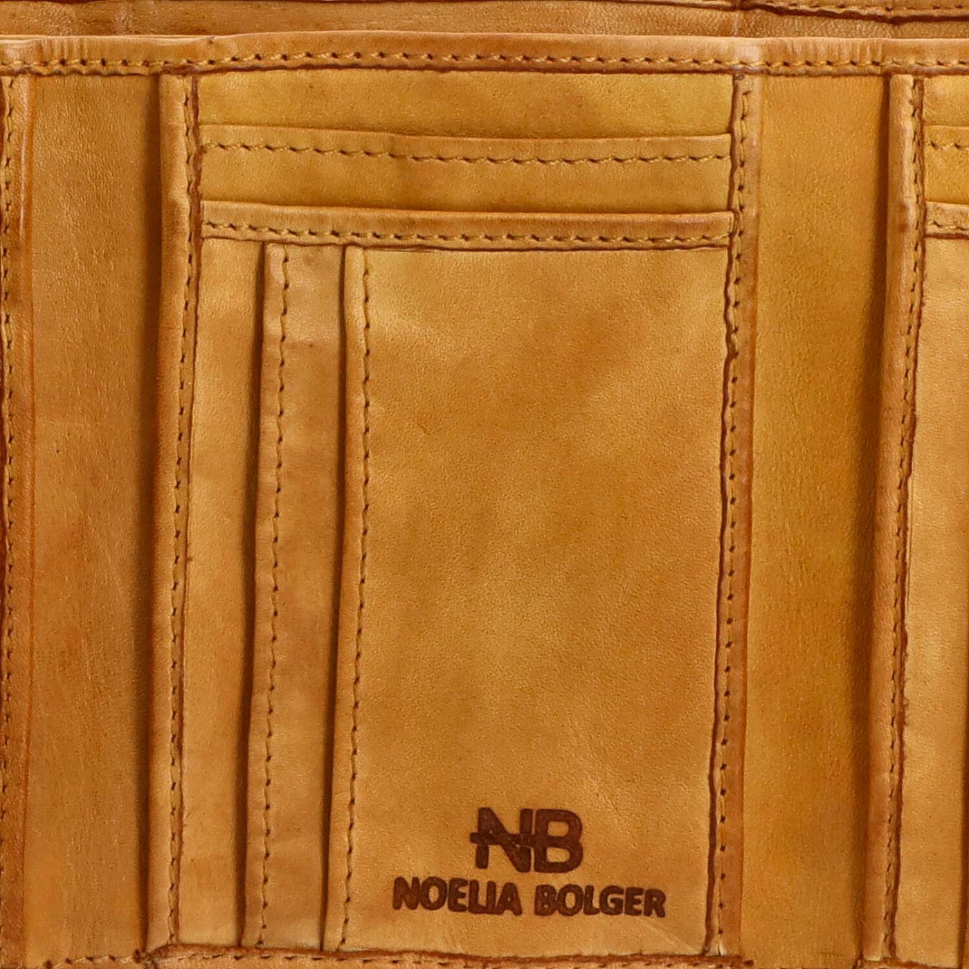Kompaktná kožená peňaženka s mandalou Noelia Bolger materiál kože zapínanie na cvok farba žltá veľkosť stredná 5122 NB ZLU Logo