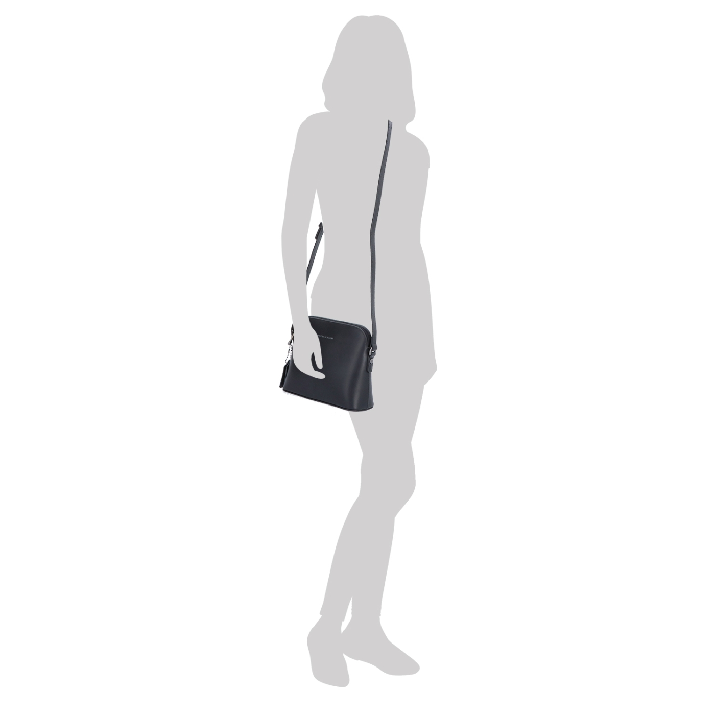 Kožená crossbody kabelka Noelia Bolger Noelia Bolger materiál kože zapínanie na zips farba čierna veľkosť malá NB 0096 C Na postave