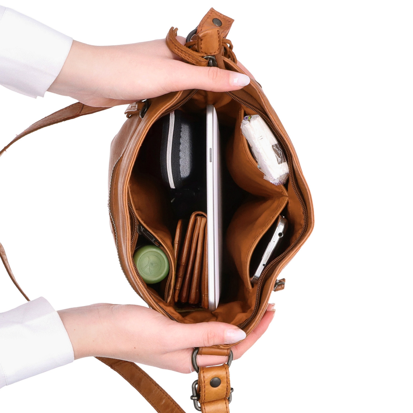 Kožená vintage crossbody s vreckami Noelia Bolger materiál kože zapínanie na zips farba koňaková veľkosť stredná NB 2006 KO Vnútro