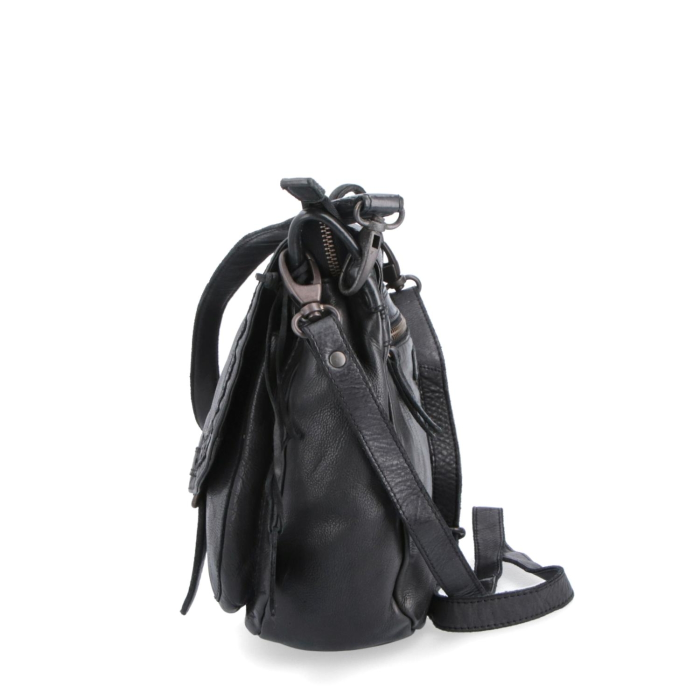 Kožená crossbody kabelka so zdobenou chlopňou Noelia Bolger materiál kože zapínanie s chlopňou farba čierna veľkosť stredná NB 2030 C Z boku