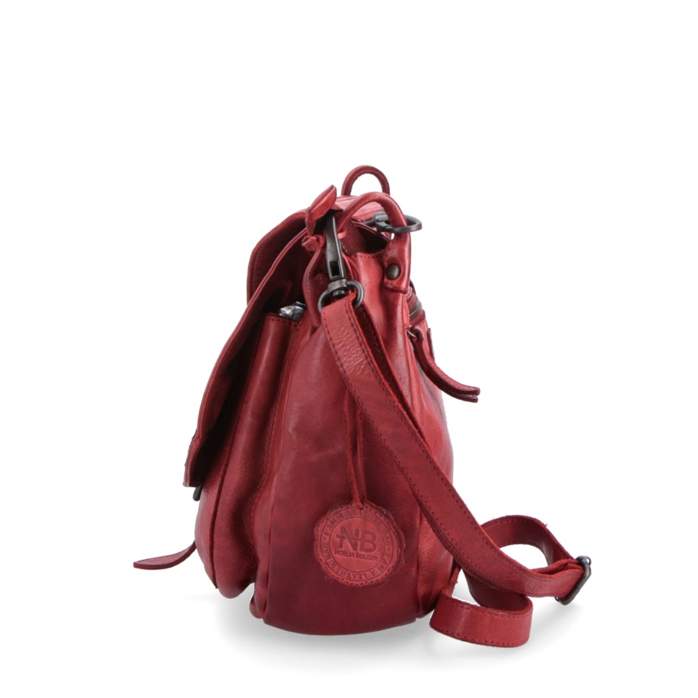 Kožená crossbody kabelka so zdobenou chlopňou Noelia Bolger materiál kože zapínanie s chlopňou farba červená veľkosť stredná NB 2030 CV Z boku