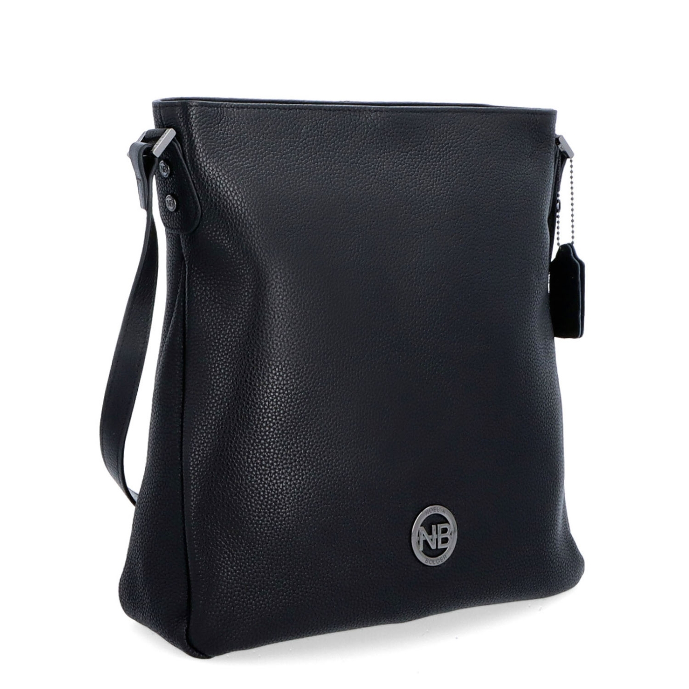 Minimalistická kožená crossbody kabelka na každý deň Noelia Bolger materiál kože zapínanie na zips farba čierna veľkosť stredná NB 3005 C