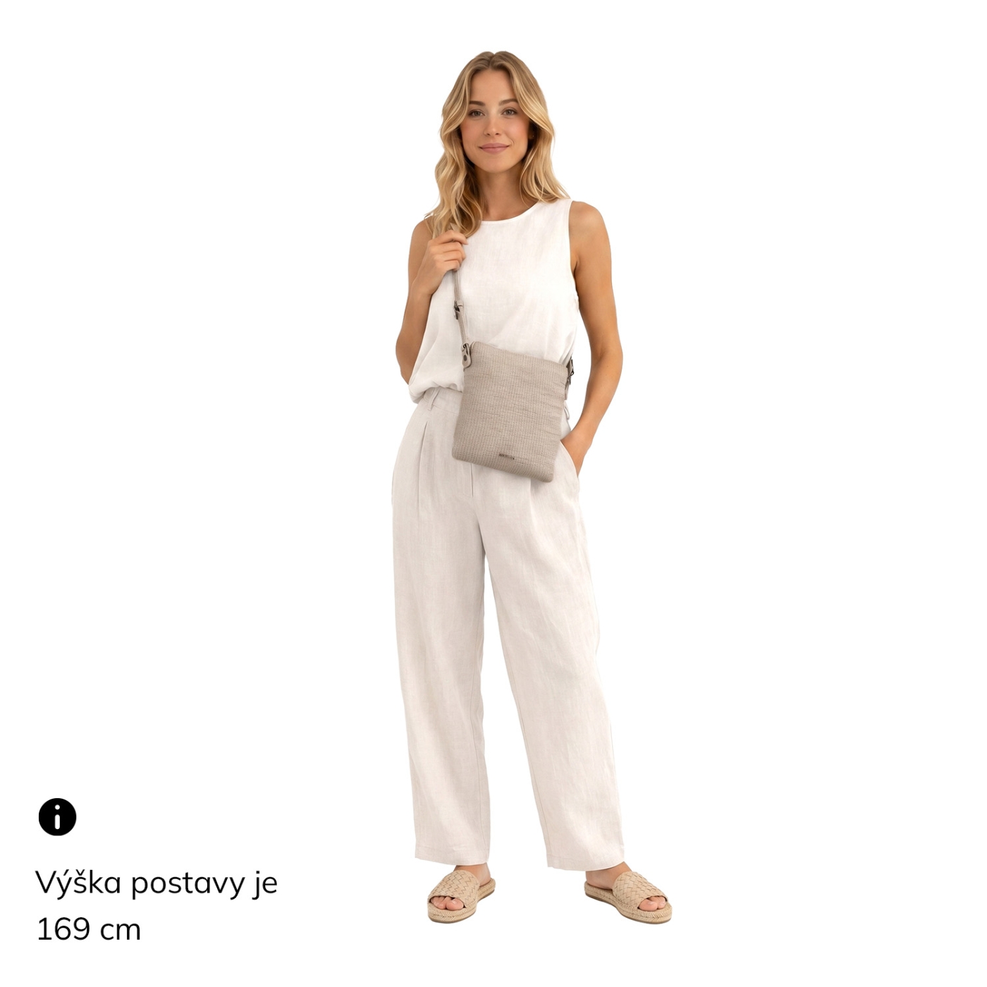 Minimalistická crossbody kabelka s jemným vzorom Carmelo materiál syntetická koža zapínanie na zips farba béžová veľkosť malá 4397 BE Na postave