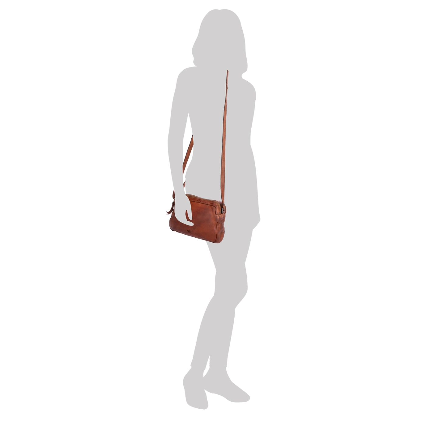 Minimalistická kožená crossbody kabelka Noelia Bolger materiál kože zapínanie na zips farba koňaková veľkosť malá NB 2407 KO Na postave