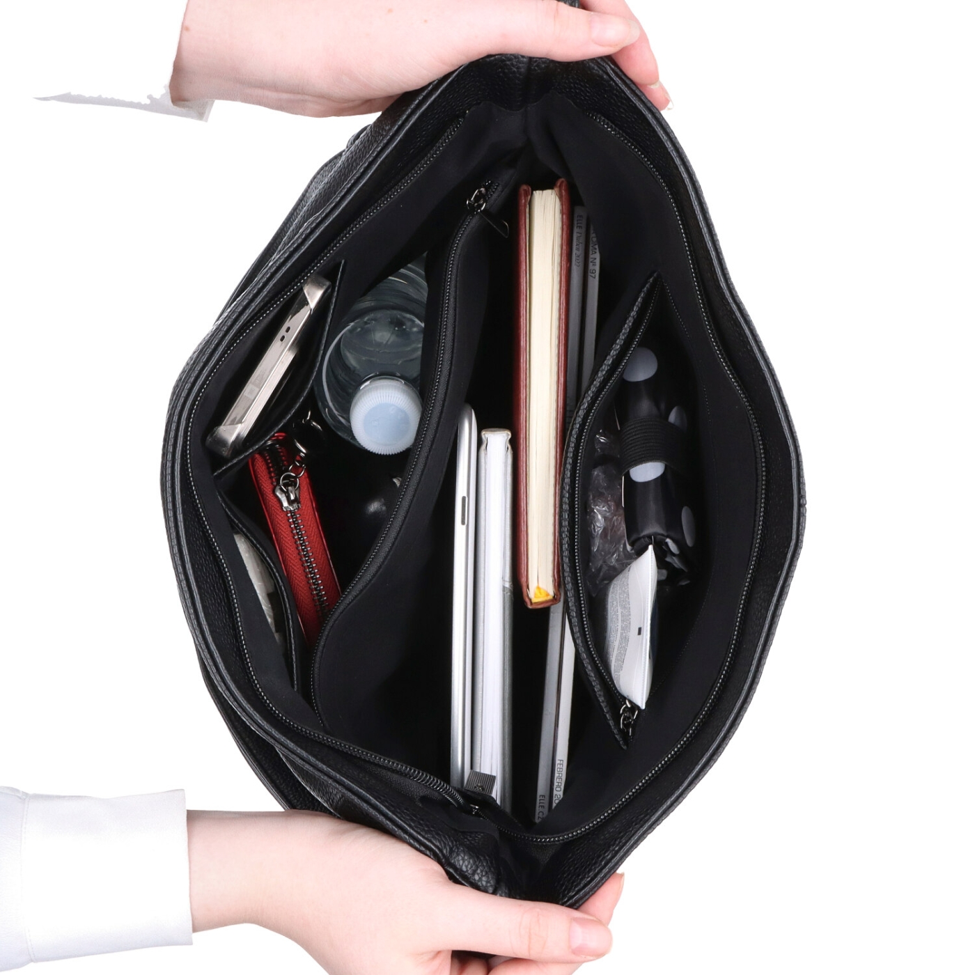 Veľká crossbody kabelka Carmelo materiál syntetická koža zapínanie na zips farba čierna veľkosť veľká 4322 C Vnútro