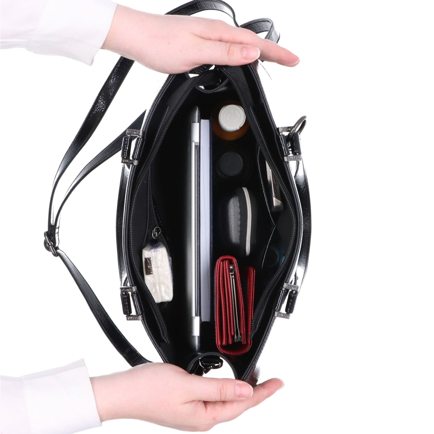 Kabelka do ruky s odnímateľným crossbody popruhom a príveskom Le Sands Le Sands materiál syntetická koža zapínanie na zips farba vínová veľkosť stredná 4638 BO Vnútro