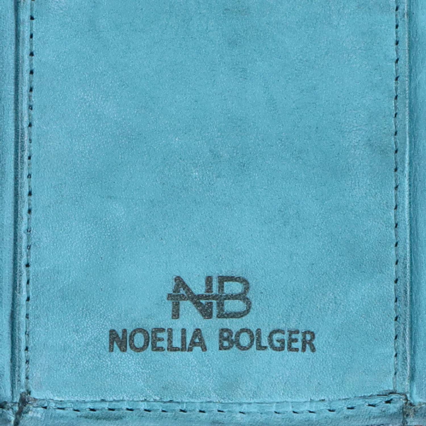 Kožená peňaženka s praktickým vreckom na zips Noelia Bolger materiál kože zapínanie na cvok farba tyrkysová veľkosť malá 5132 NB TYR Logo