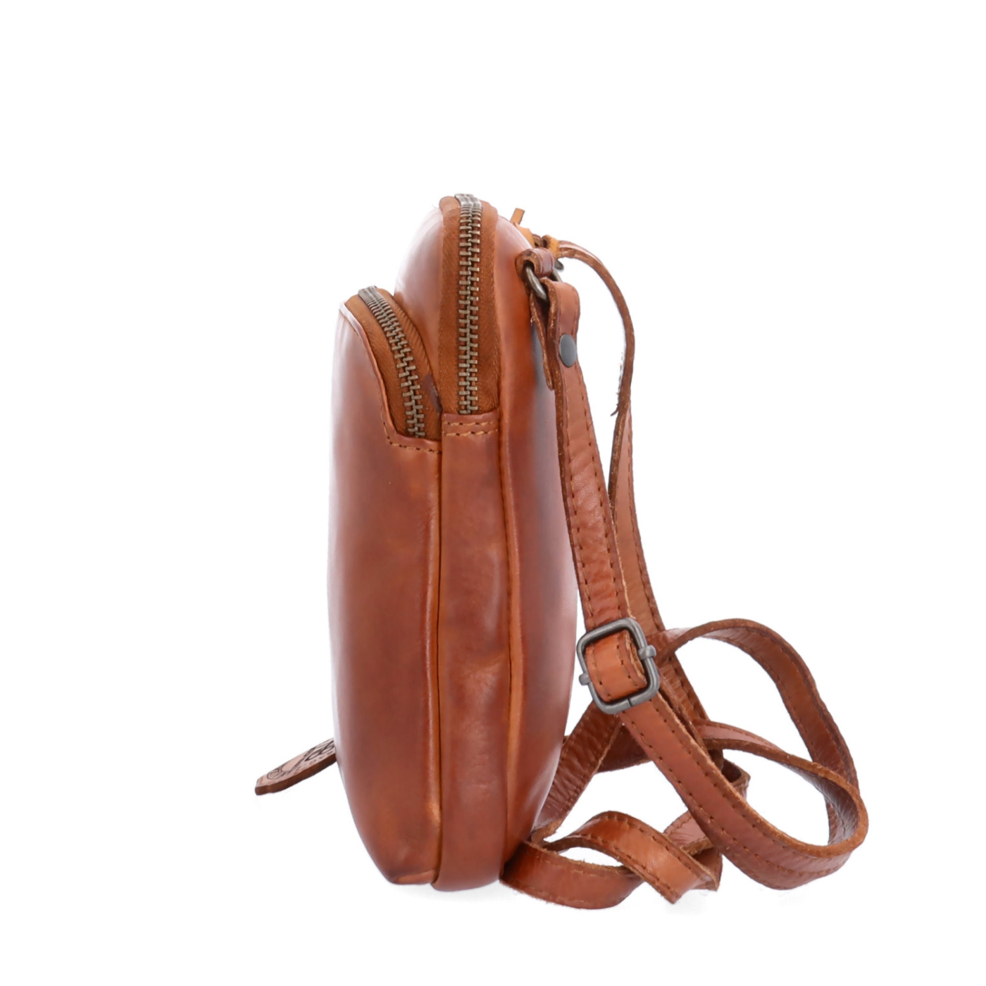 Štýlová kožená crossbody taška Noelia Bolger materiál kože zapínanie na zips farba koňaková veľkosť malá NB 2419 KO Z boku