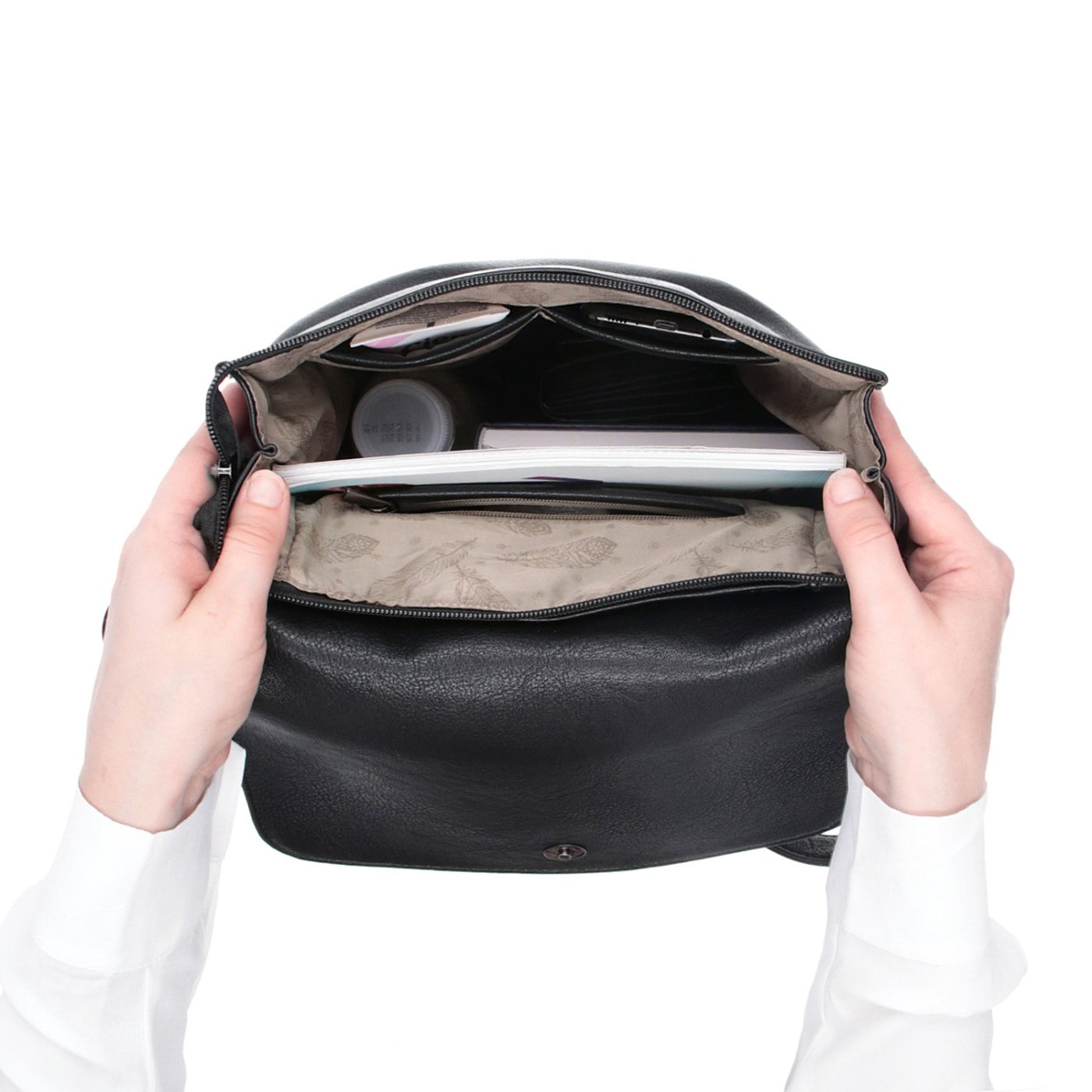 Mestský batoh s chlopňou a magnetom Tangerin materiál syntetická koža zapínanie na zips farba béžová veľkosť stredná 8006 K Vnútro