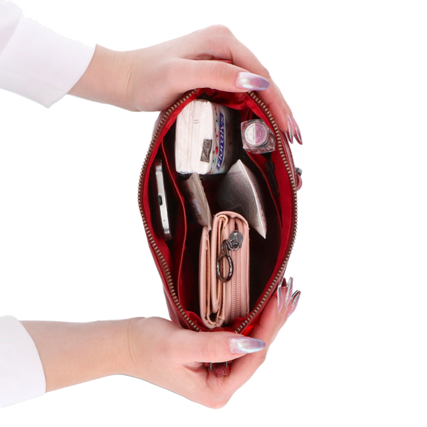 Praktická kožená crossbody na každý deň Noelia Bolger materiál kože zapínanie na zips farba červená veľkosť malá NB 2406 CV Vnútro