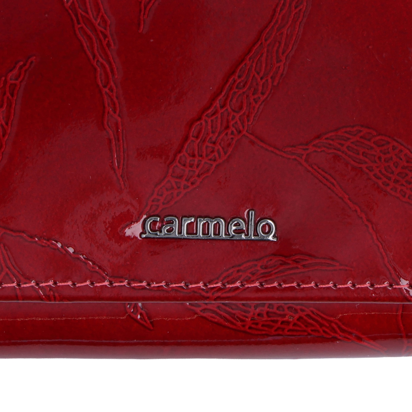 Elegantná lakovaná kožená peňaženka Carmelo materiál kože zapínanie na zips farba vínová veľkosť malá 2105 L BO Logo
