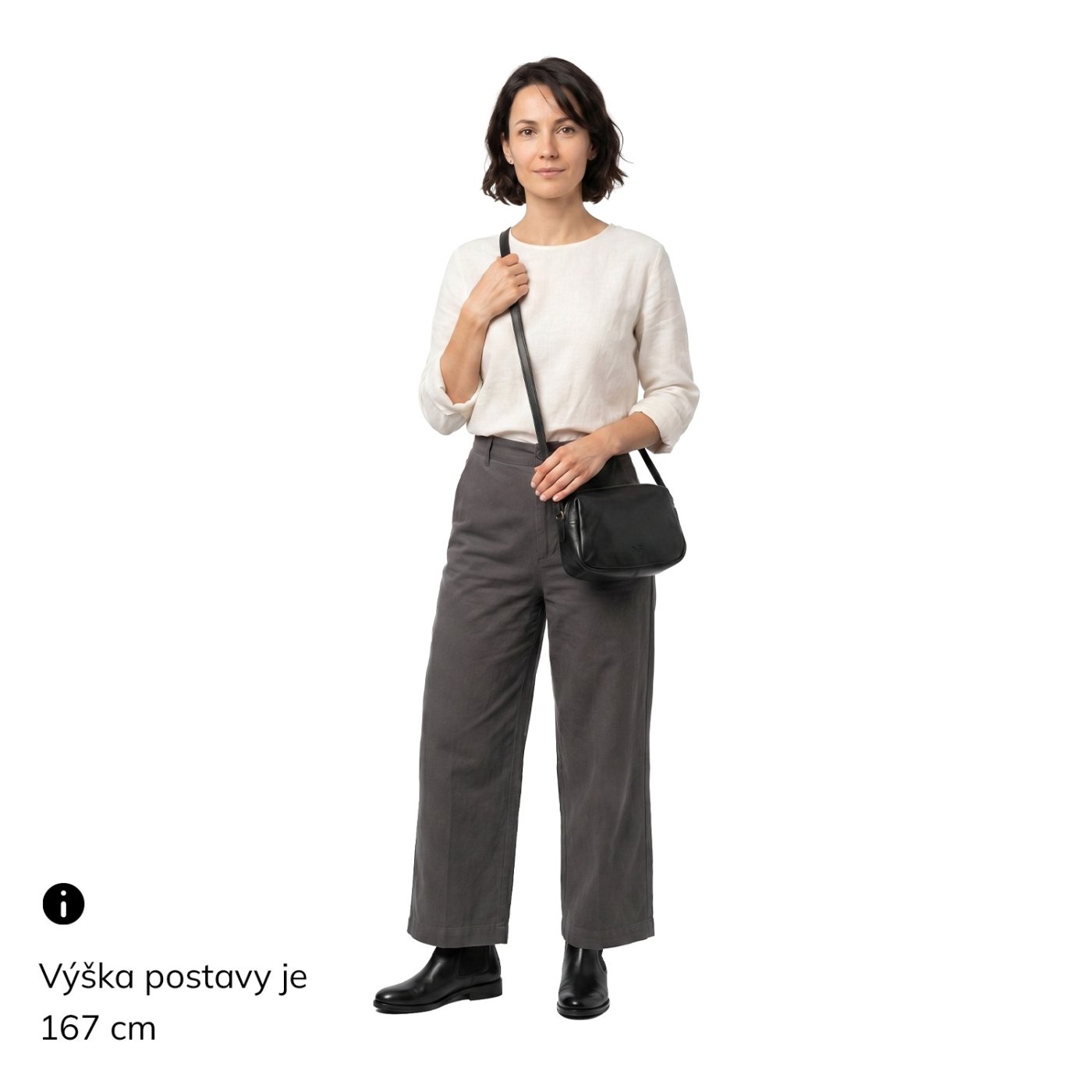 Minimalistická kožená crossbody kabelka Noelia Bolger materiál kože zapínanie na zips farba čierna veľkosť malá NB 2417 C Na postave