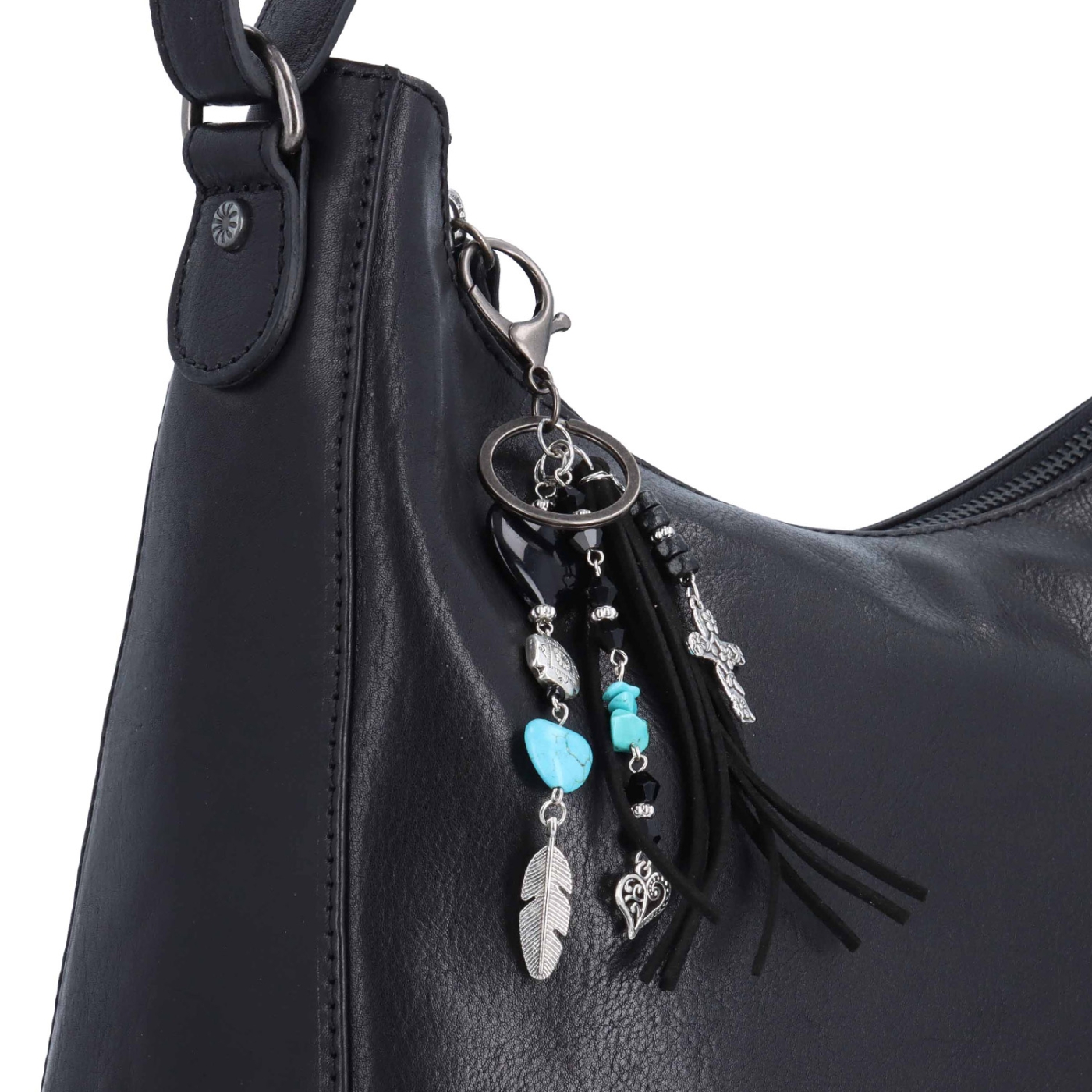 Kožená crossbody kabelka s moderným príveskom Noelia Bolger materiál kože zapínanie na zips farba čierna veľkosť stredná NB 3106 C Detail