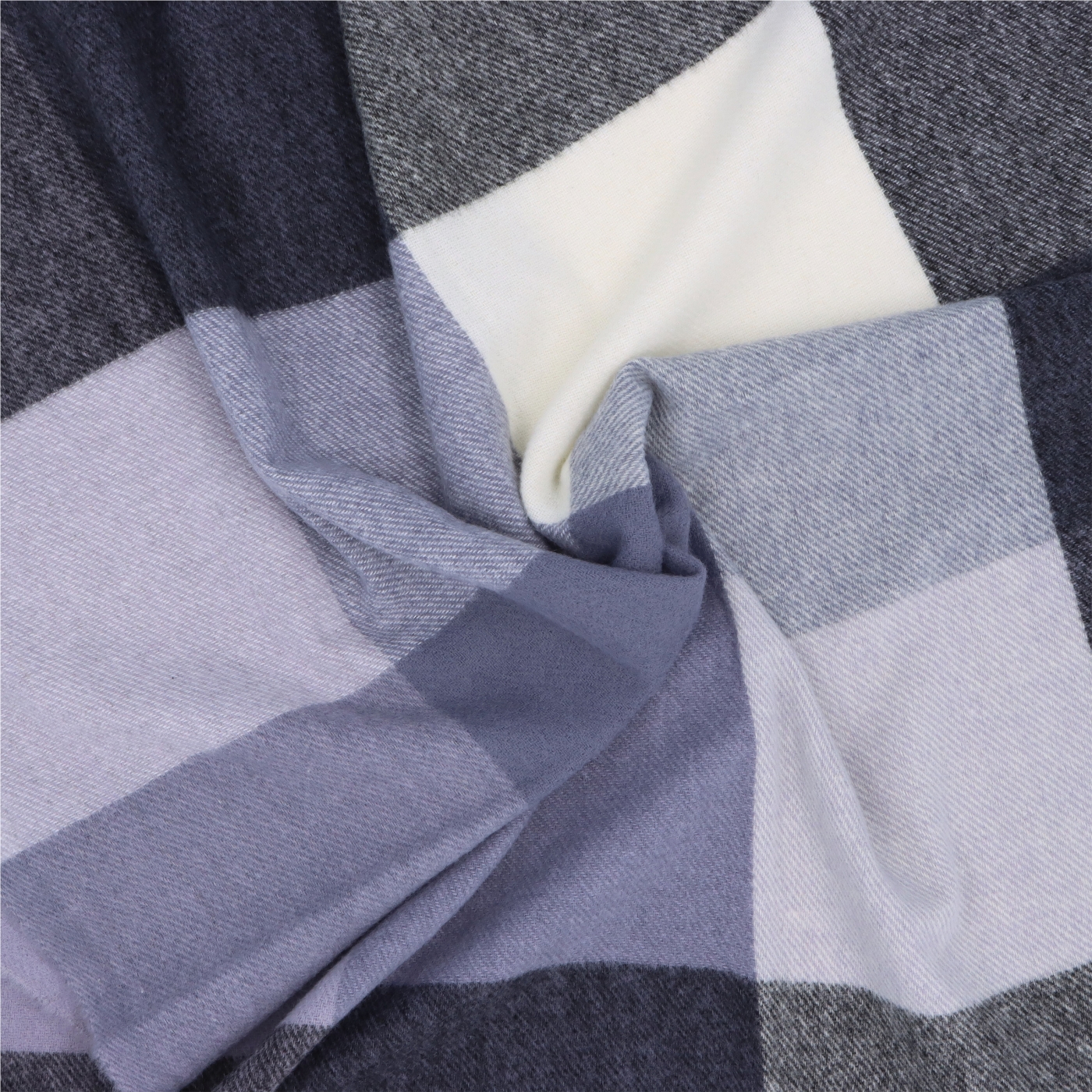 Príjemný šál s károvaným vzorom Noelia Bolger materiál Polyester s prímesou vlny farba sivá KZ001 - 05