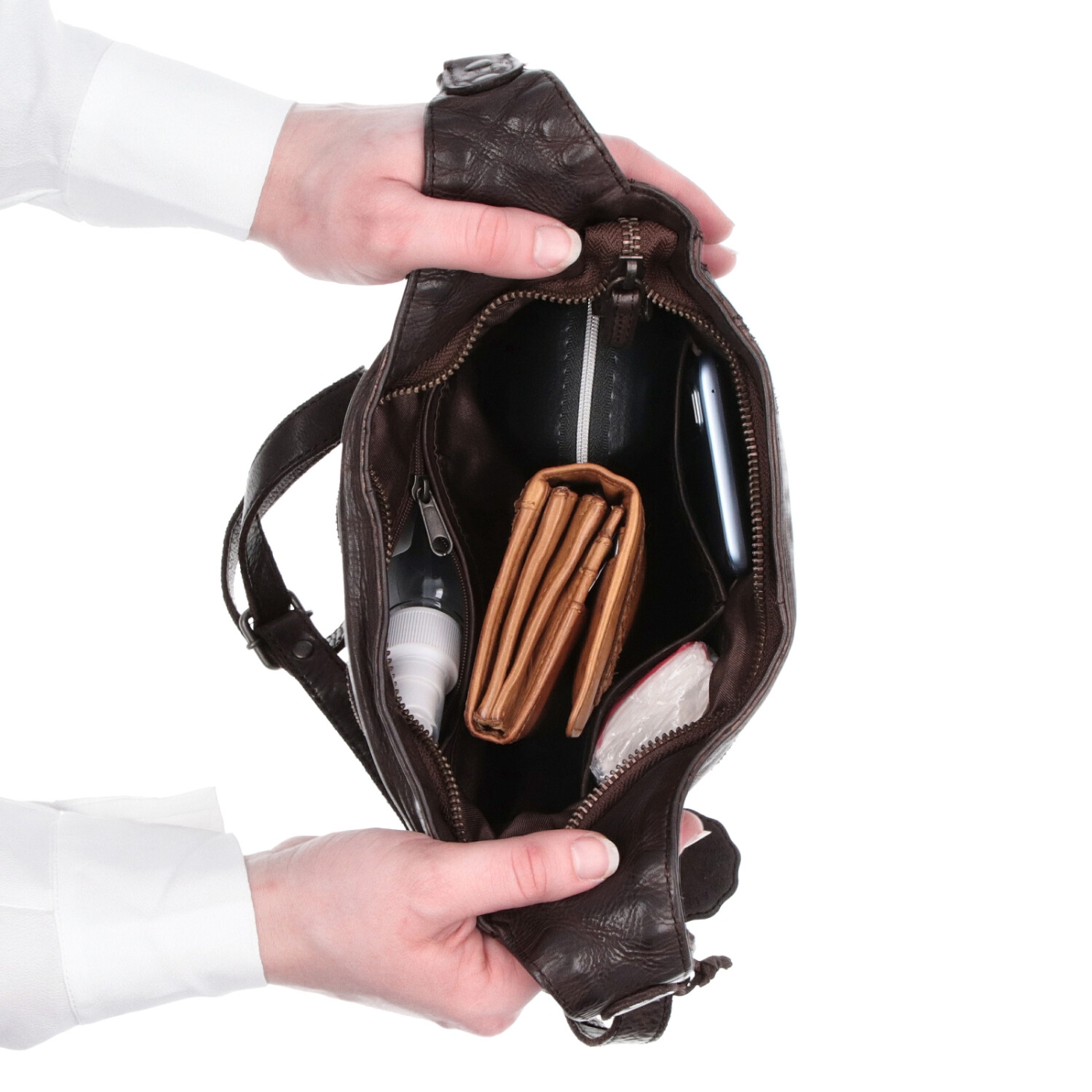Elegantná kožená crossbody kabelka s vreckami Noelia Bolger materiál kože zapínanie na zips farba hnedá veľkosť malá NB 2101 H Vnútro